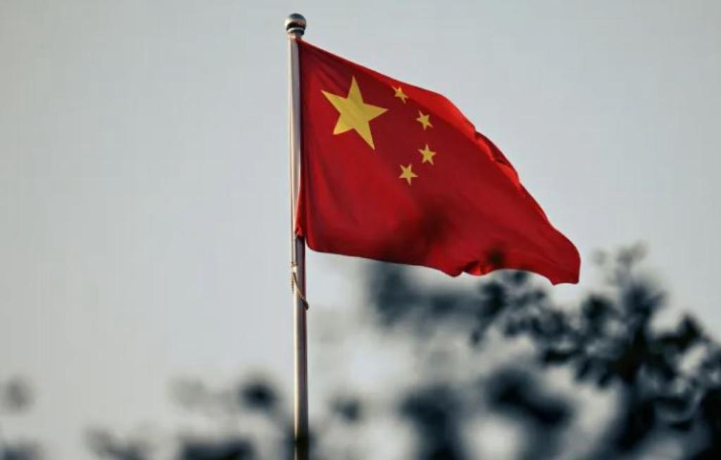 Mundo/
China diz não ter informações sobre cimeira entre Xi, Trump e Putin