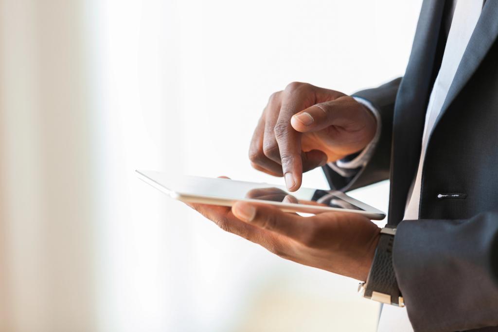Economia/
Tráfego de Internet atinge recordes