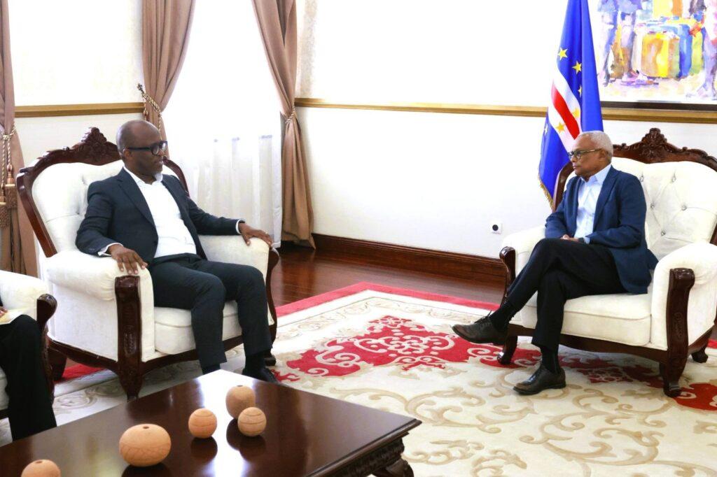 EU Católica apresenta projeto de tradução da Bíblia para crioulo ao PR