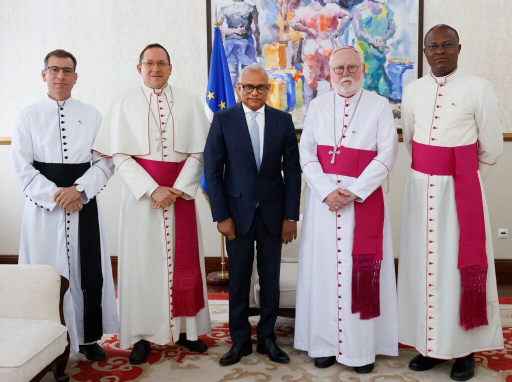 PR Recebe Secretário do Vaticano para Reforçar Relações Diplomáticas