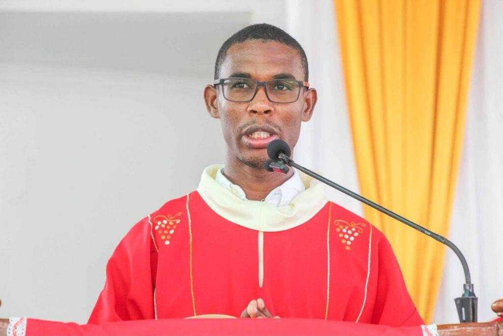 Diácono Márcio Rocha será ordenado sacerdote este domingo na Ilha do Maio
