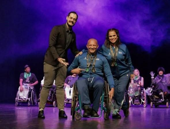 Mon na Roda conquista duas medalhas de ouro no Brasil