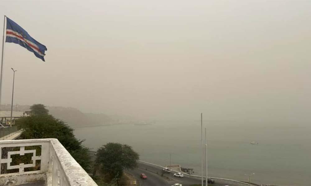 Próximos dias: INMG alerta para aumento de poeiras e pede à população que limite a exposição ao ar livre