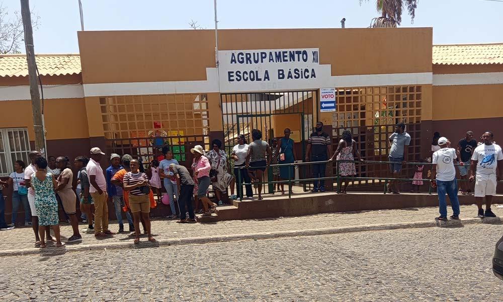 Legislativas 2026: Afluência moderada na Ponta d’Água durante primeiras horas de votação