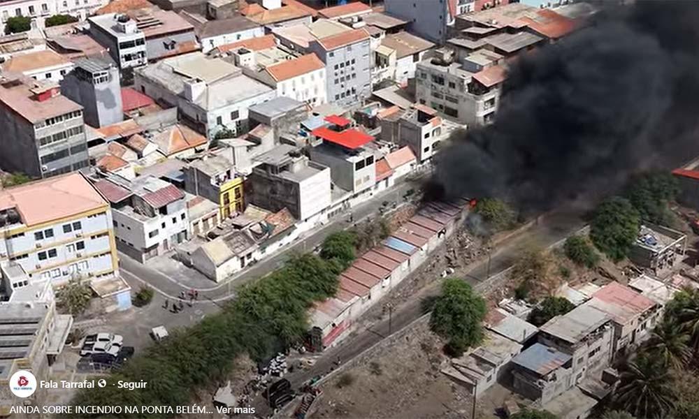 Praia: Fogo em Ponta Belém terá sido provocado por crianças