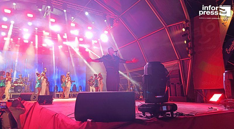 Festival de Santa Maria arranca no Sal com enchente e fortes actuações de Lura e Garry