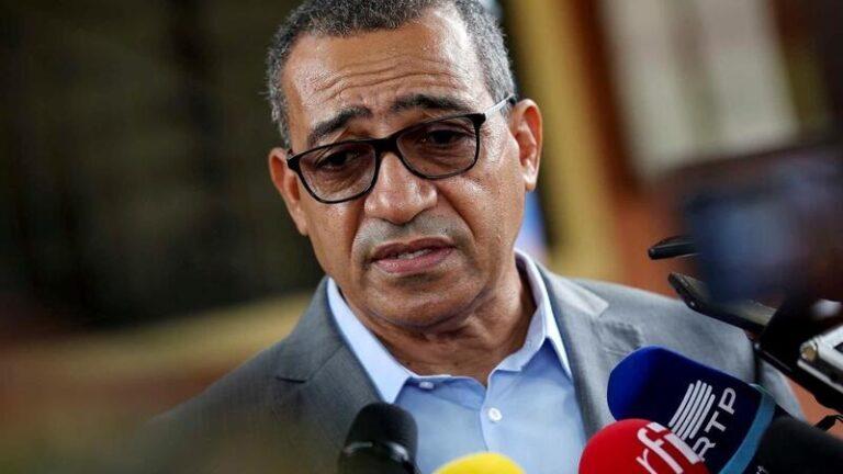 São Tomé e Príncipe: Carlos Vila Nova reeleito Presidente com 55,94% dos votos
