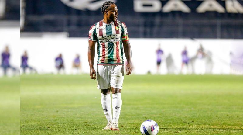 Internacional cabo-verdiano Jovane Cabral deixa Estrela da Amadora