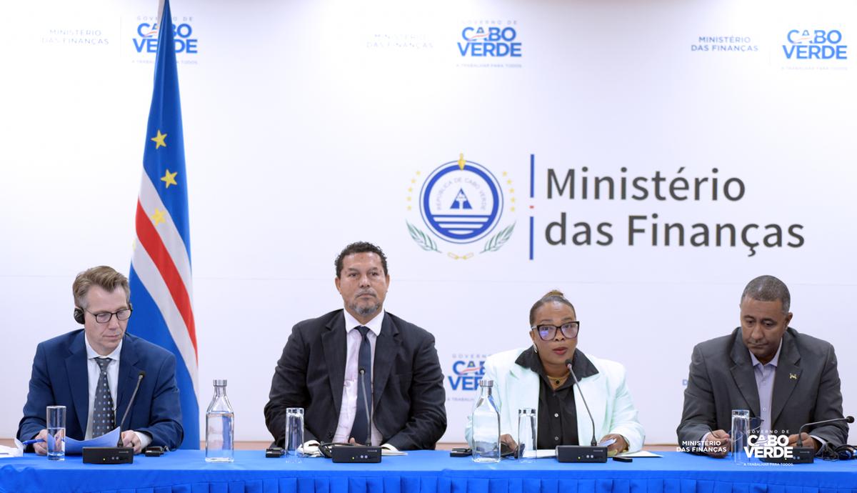 Governo Reafirma Cooperação com o FMI para Estabilidade Económica