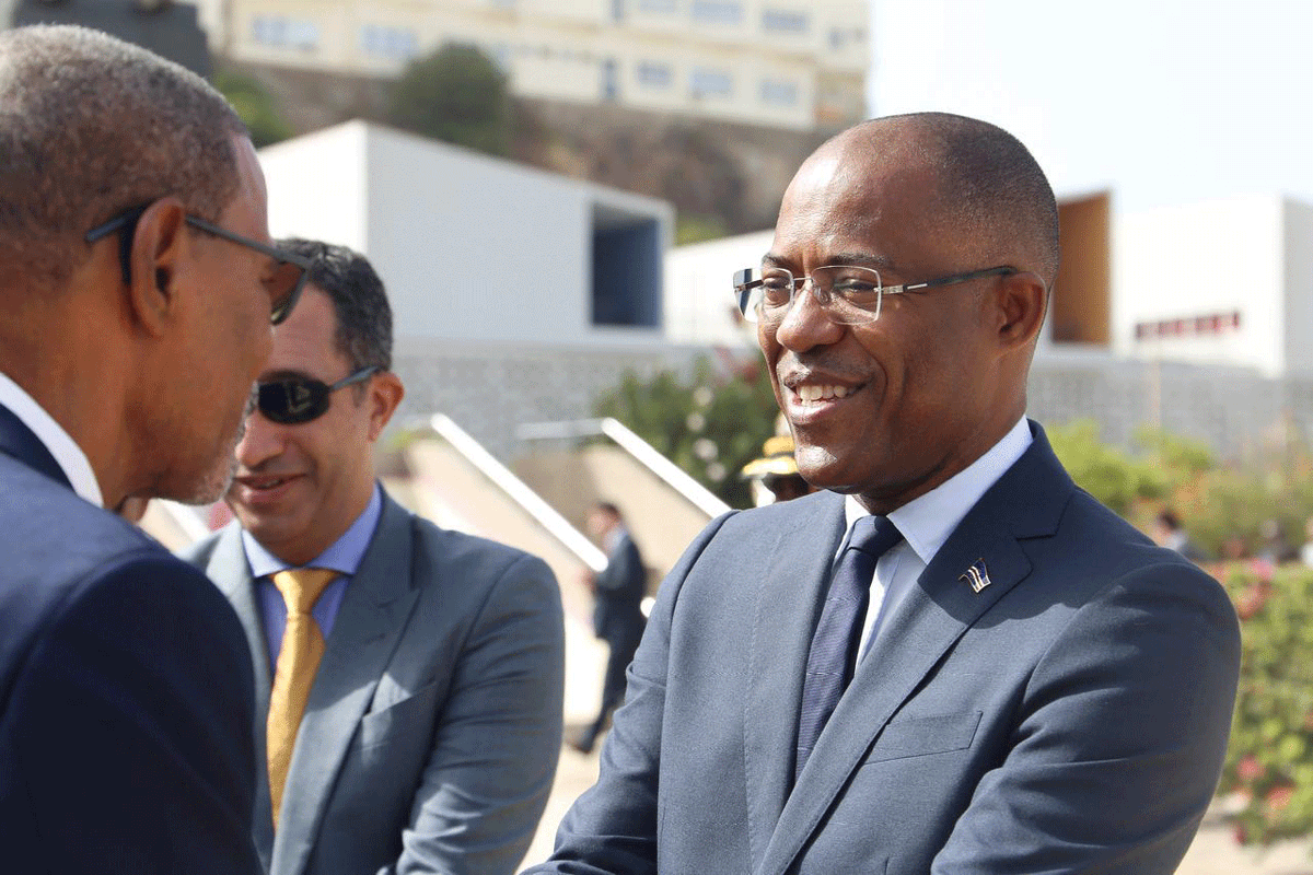 Primeiro-Ministro Celebra 51.º Aniversário da Independência e Anuncia Novo Desenvolvimento